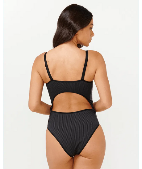 The One 2.0 - 1PC - Beachin Surf