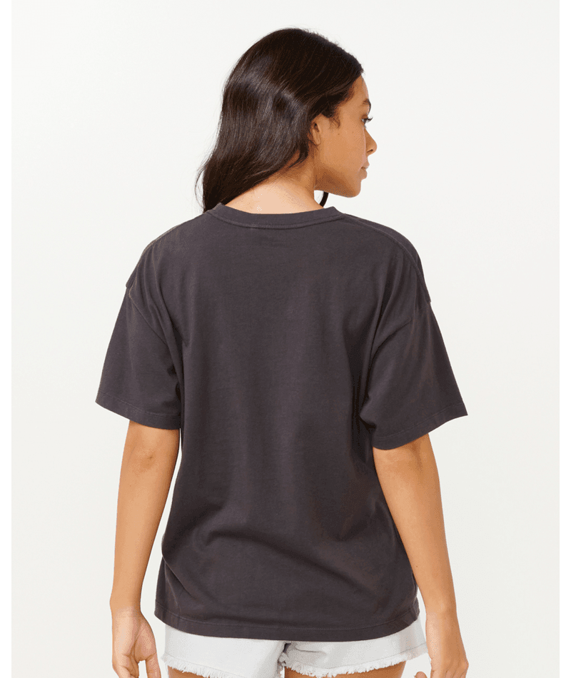 UTOPIAN DREAMS HERITAGE TEE - Beachin Surf