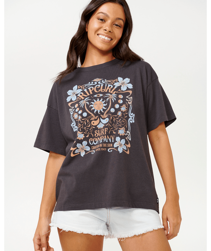 UTOPIAN DREAMS HERITAGE TEE - Beachin Surf